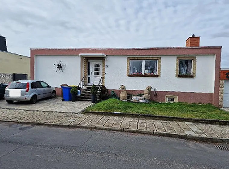 Einfamilienhaus in Bad Lauchstädt vor der Sanierung